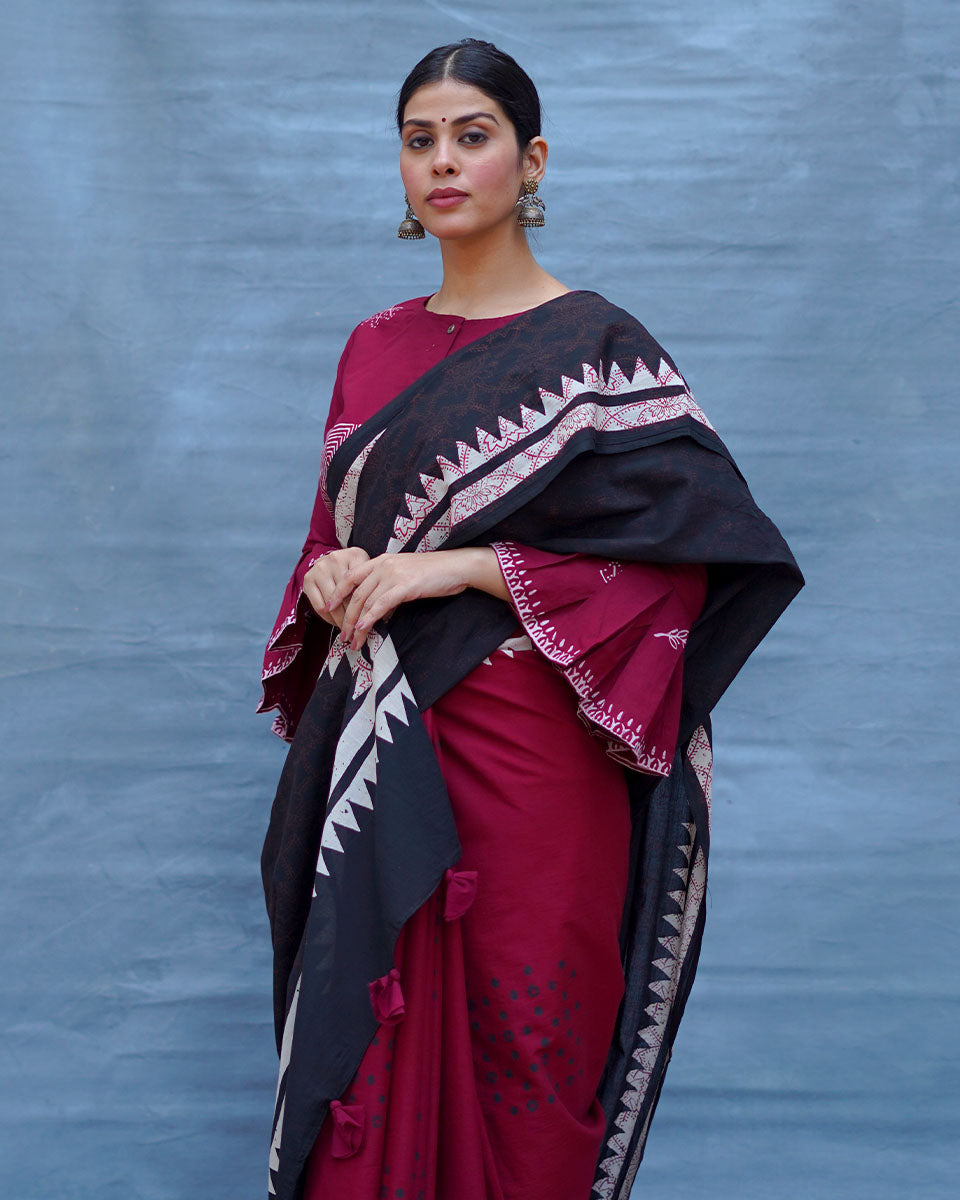 Mrinmoyee Maroon With Black Handblock Printed Cotton Saree - Soil