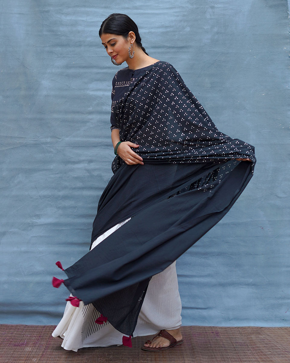 Monochrome Magic Black & White Handblock Print Cotton Saree - MIS