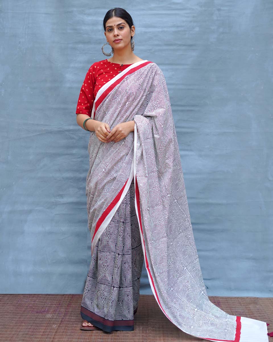 saree for women weddings| saree for women| saree poses