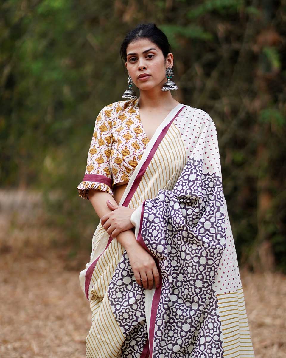 Saree poses | Saree for wedding | Saree  collection | Saree collection | Saree online | chidiyaa