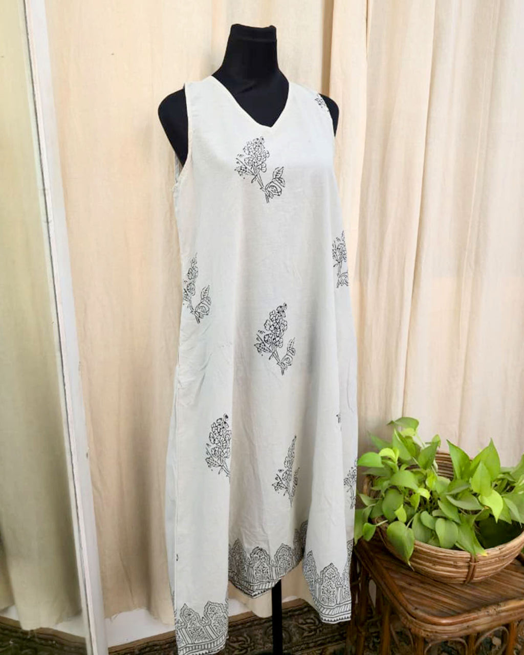 Aanya White Handblock printed Cotton dress - Love Despite