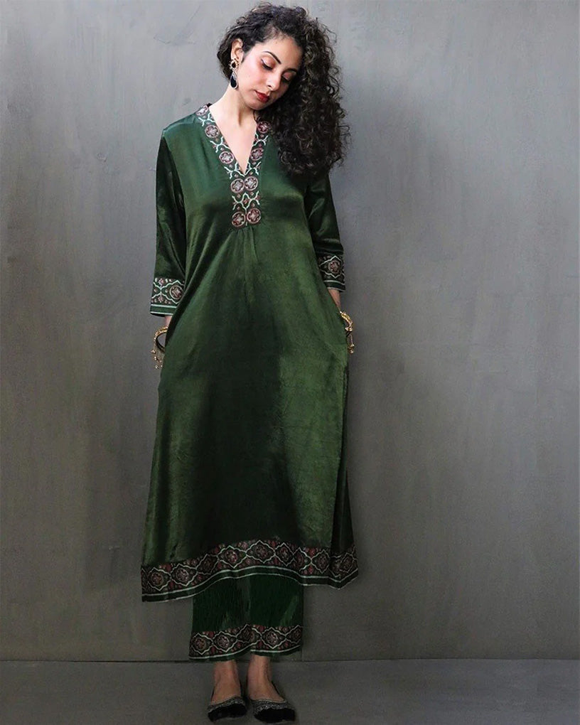 Aranya Block printed Mashru Silk Kurta Set