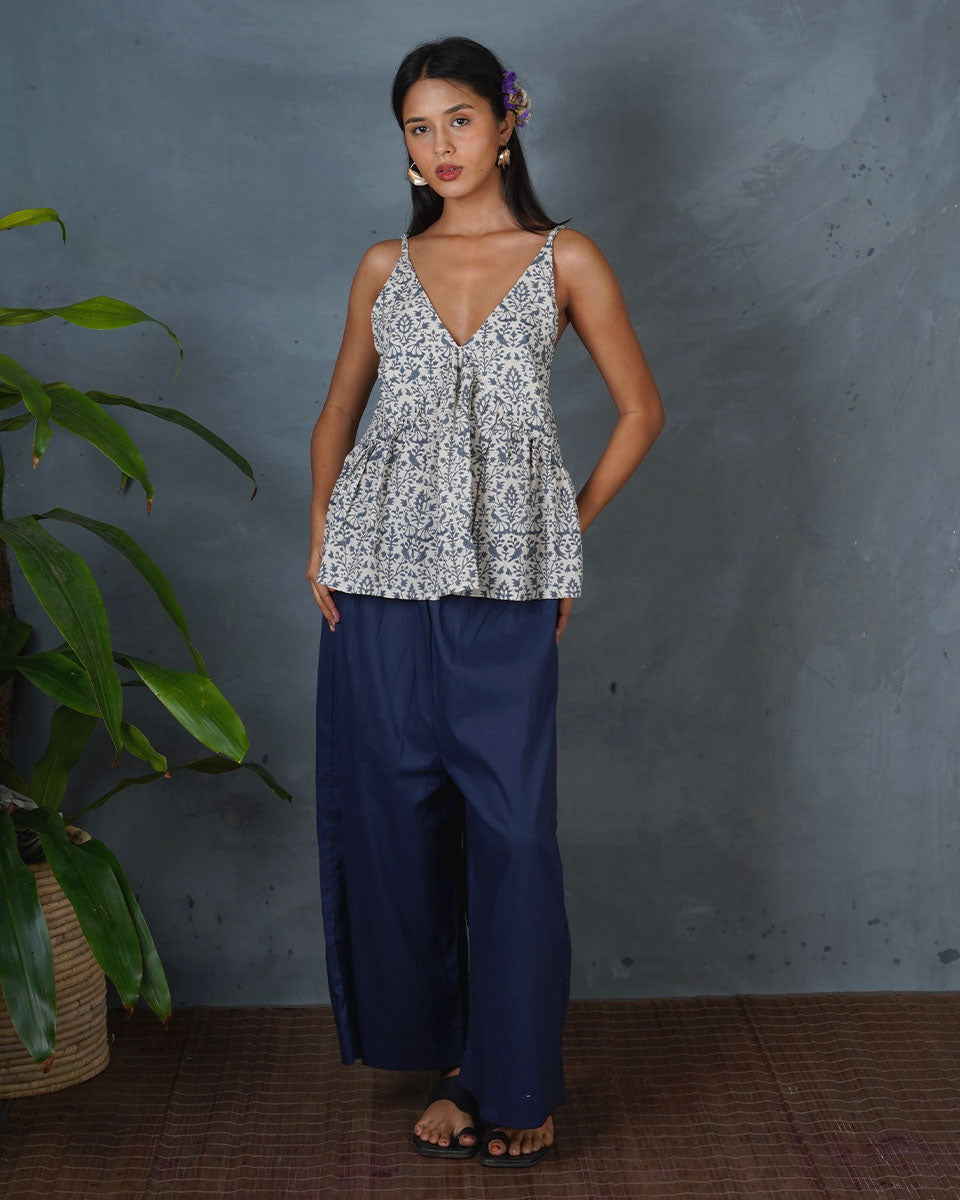 Tops | Womens top | Tops on jeans
