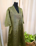 Samaira Olive Green Linen kurta - Love Despite