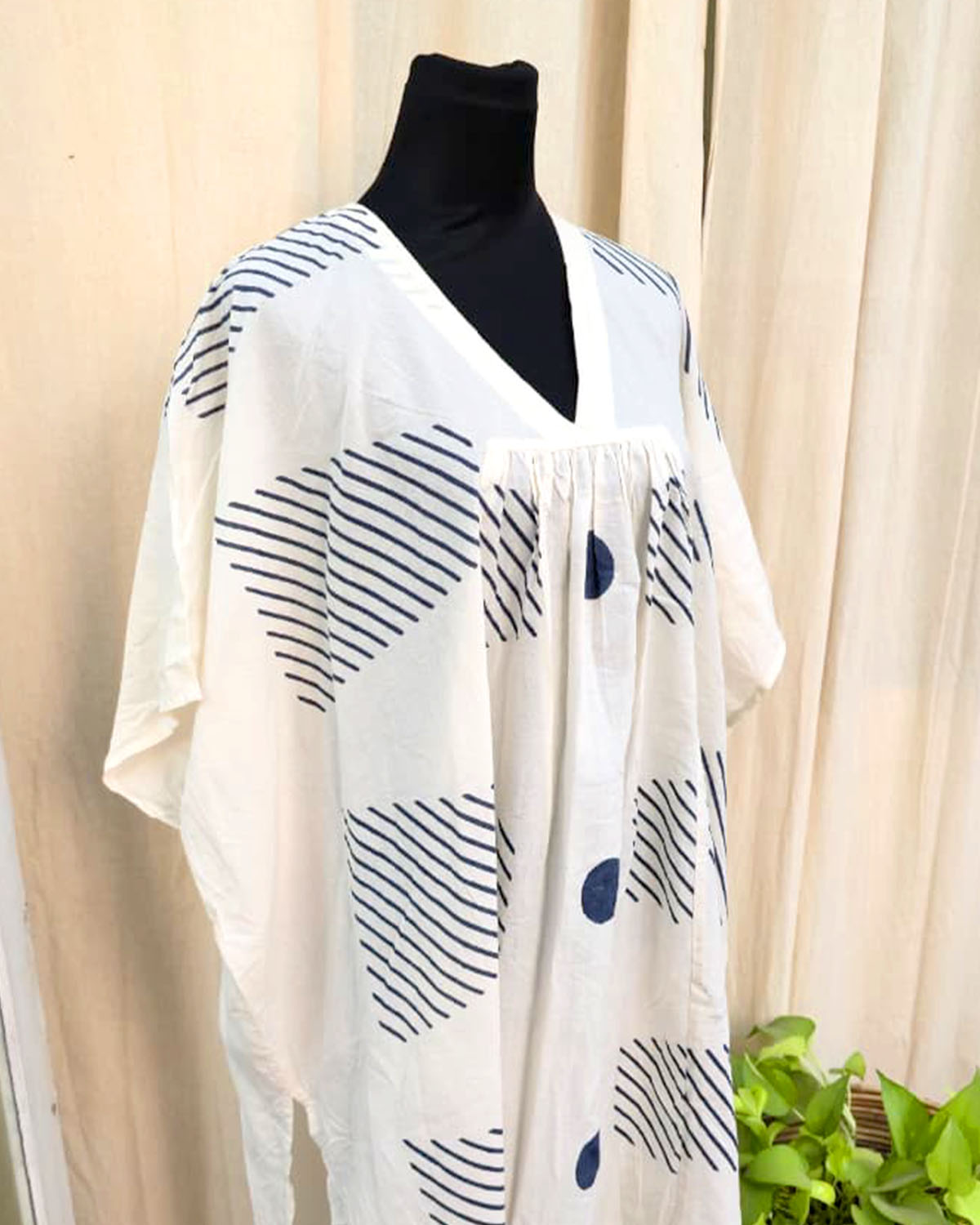 Mahika White Cotton dress - Love Despite