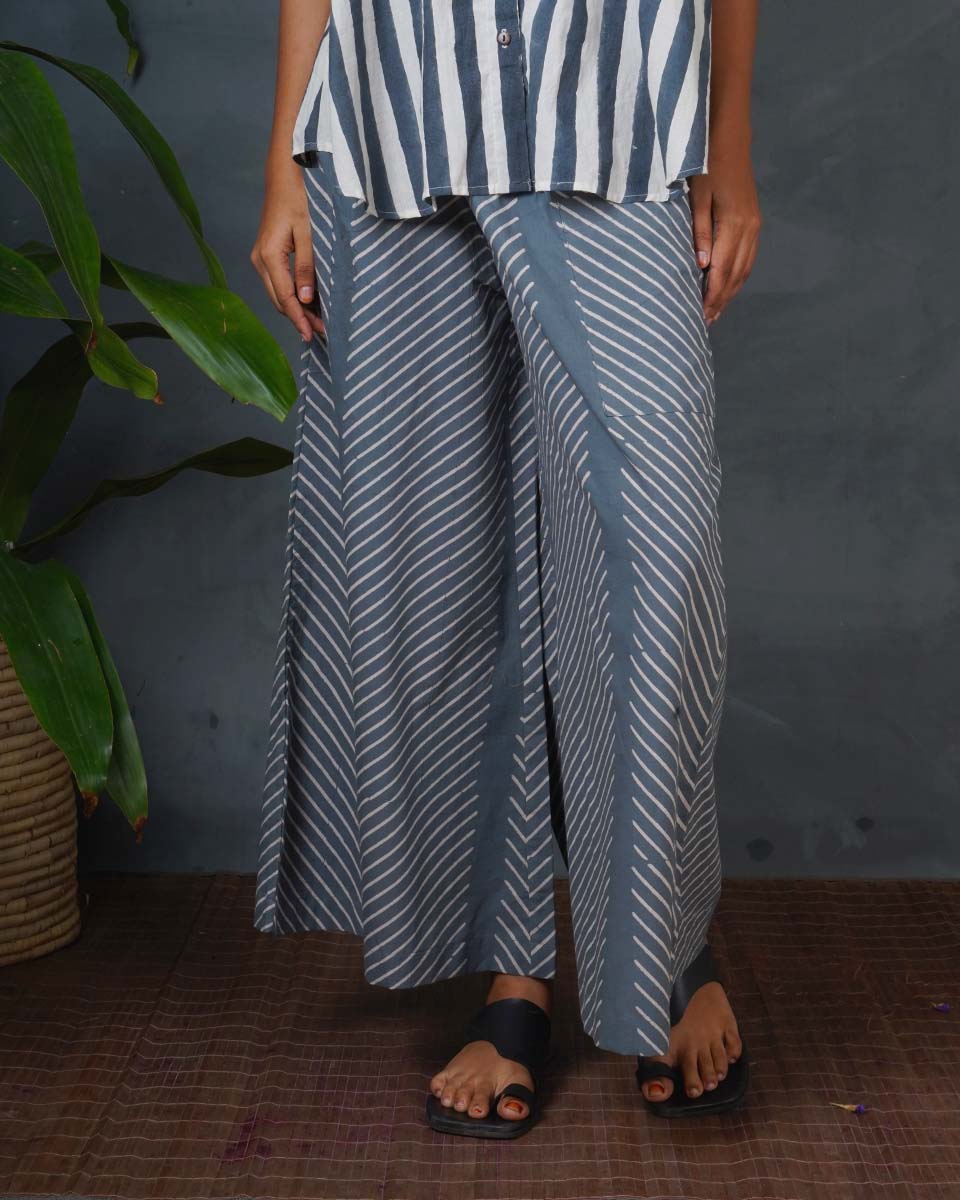 Pants ladies | Pants on kurtis | Pants design for ladies