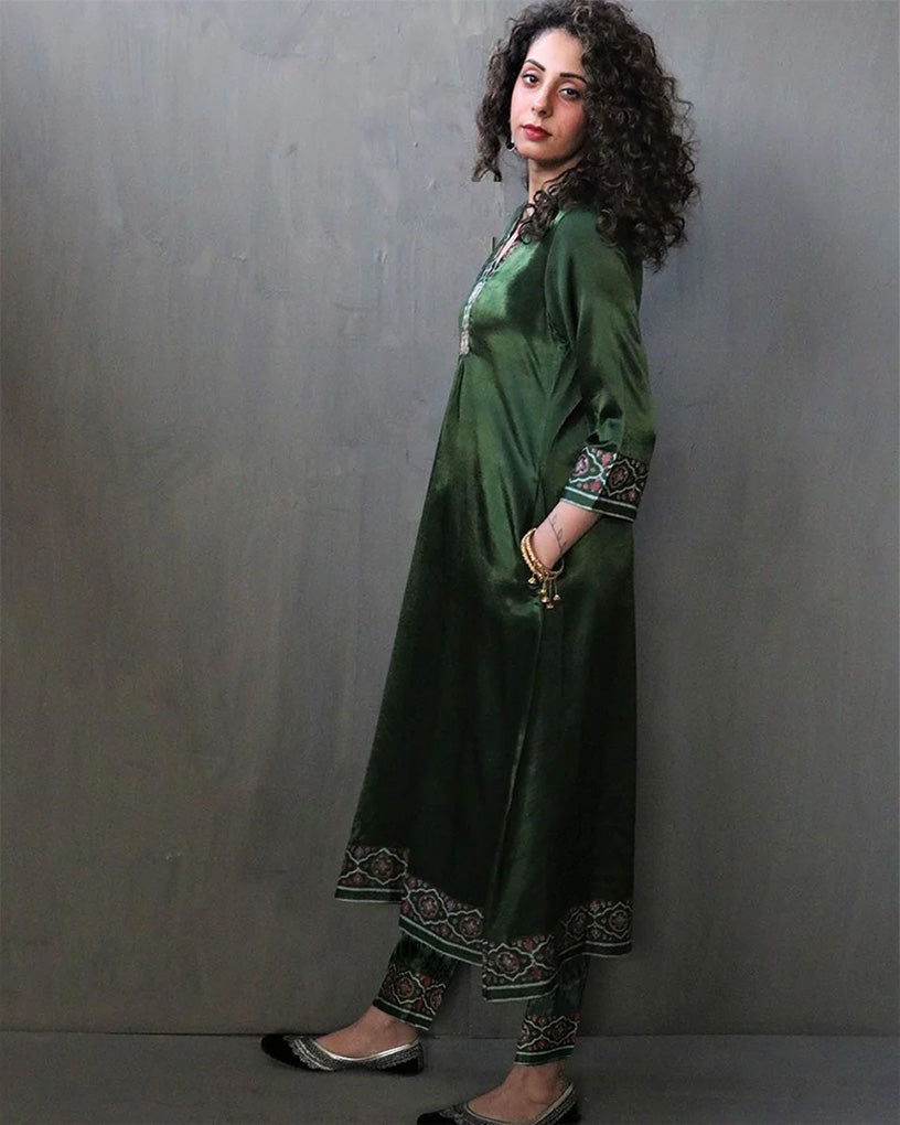 Aranya Block printed Mashru Silk Kurta Set