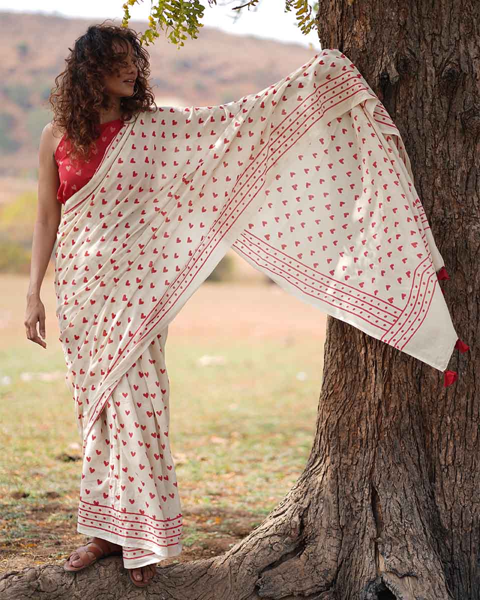 Dil Awara Ivory Hand block Printed Cotton Saree