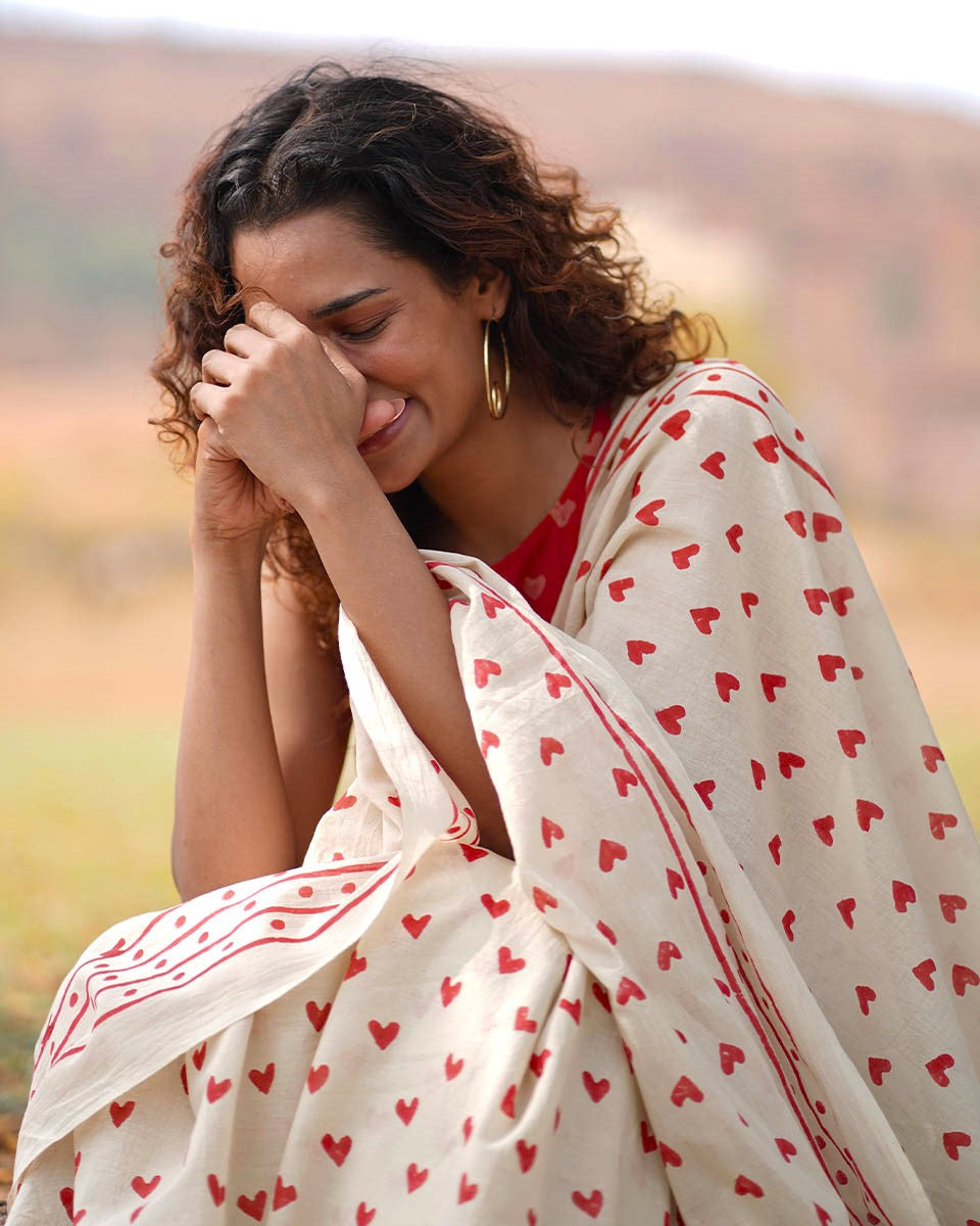 Dil Awara Ivory Hand block Printed Cotton Saree