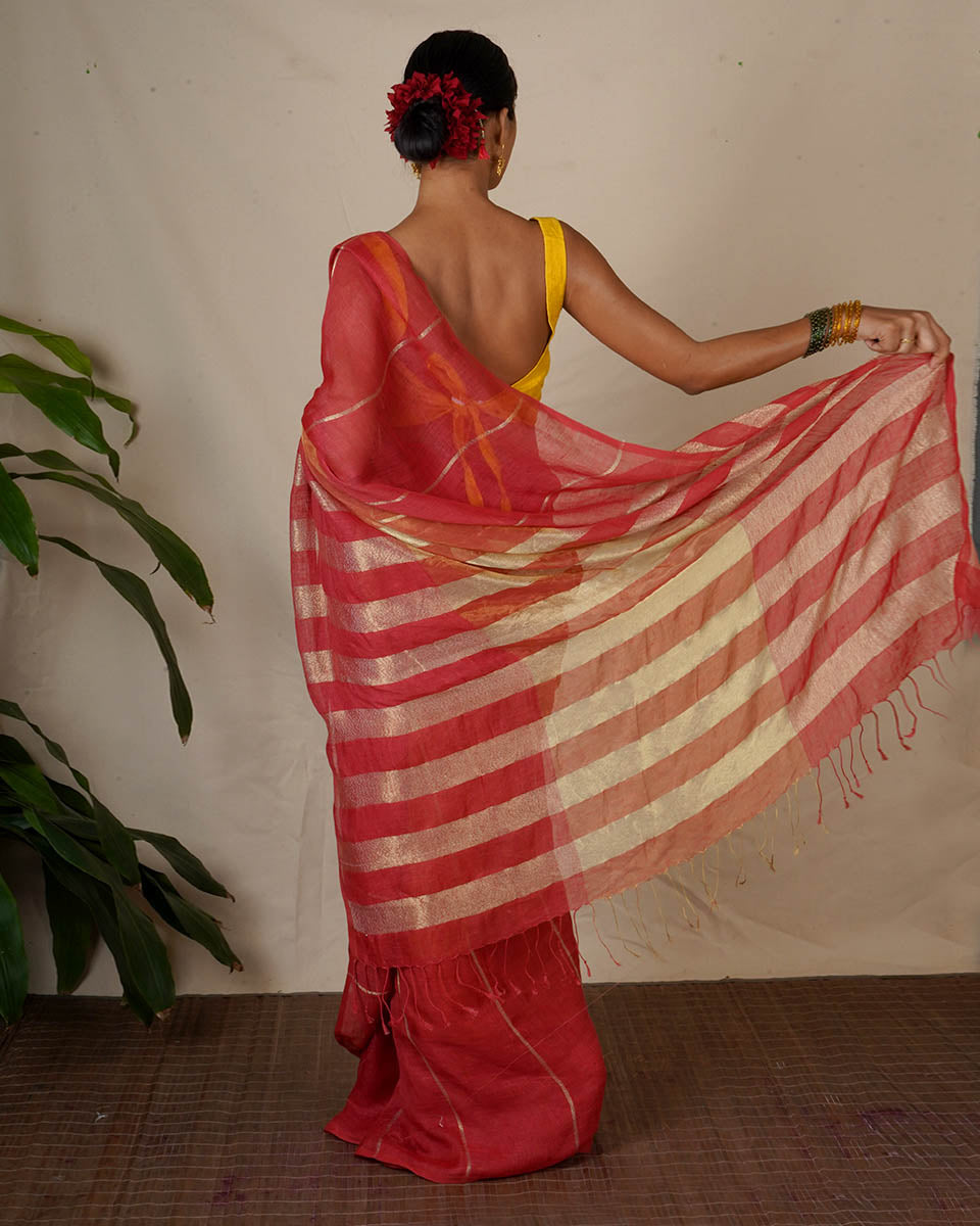 Jyotsna Maroon Handwoven Linen Zari Saree - Eknoor