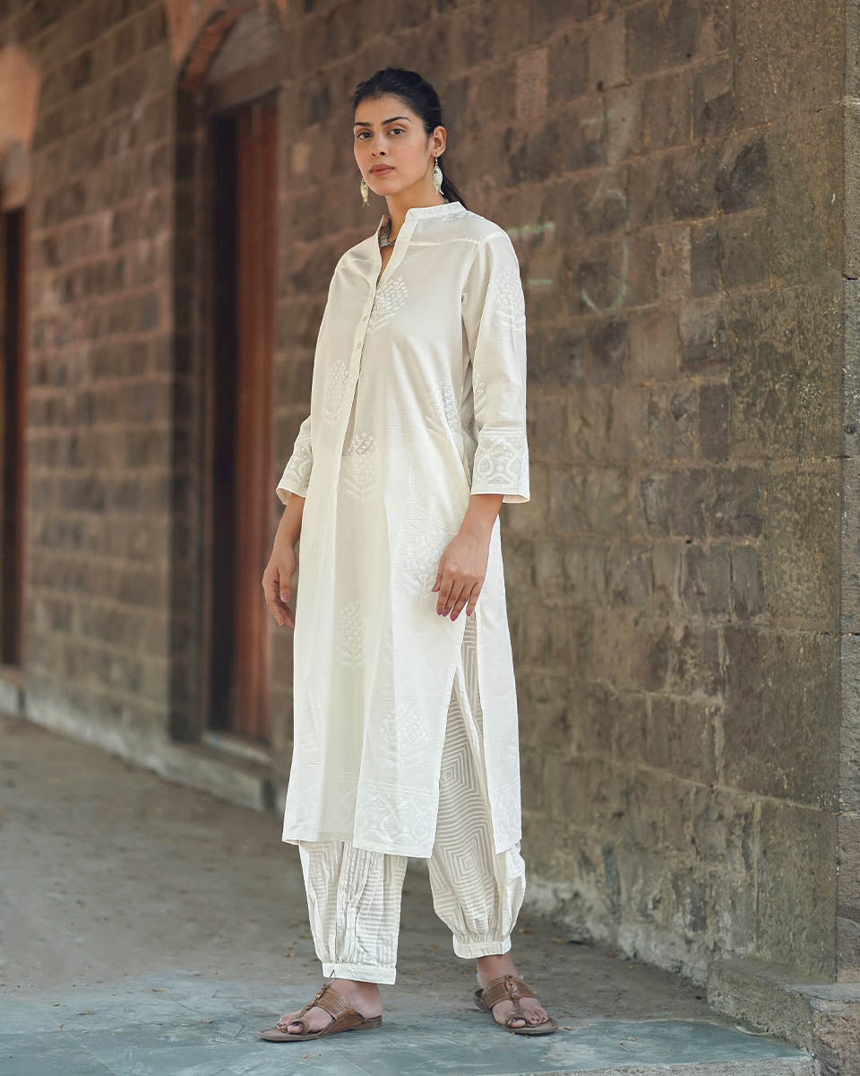 Kurti | Kurti Design | Kurti Neck Pattern | Kurta design women | Chidiyaa
