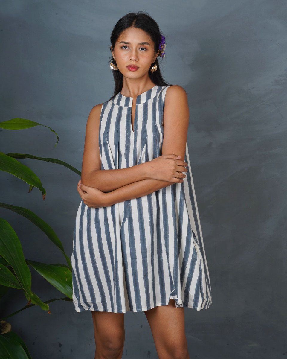 Dress up | Dresses for women | Dresses neck designs
