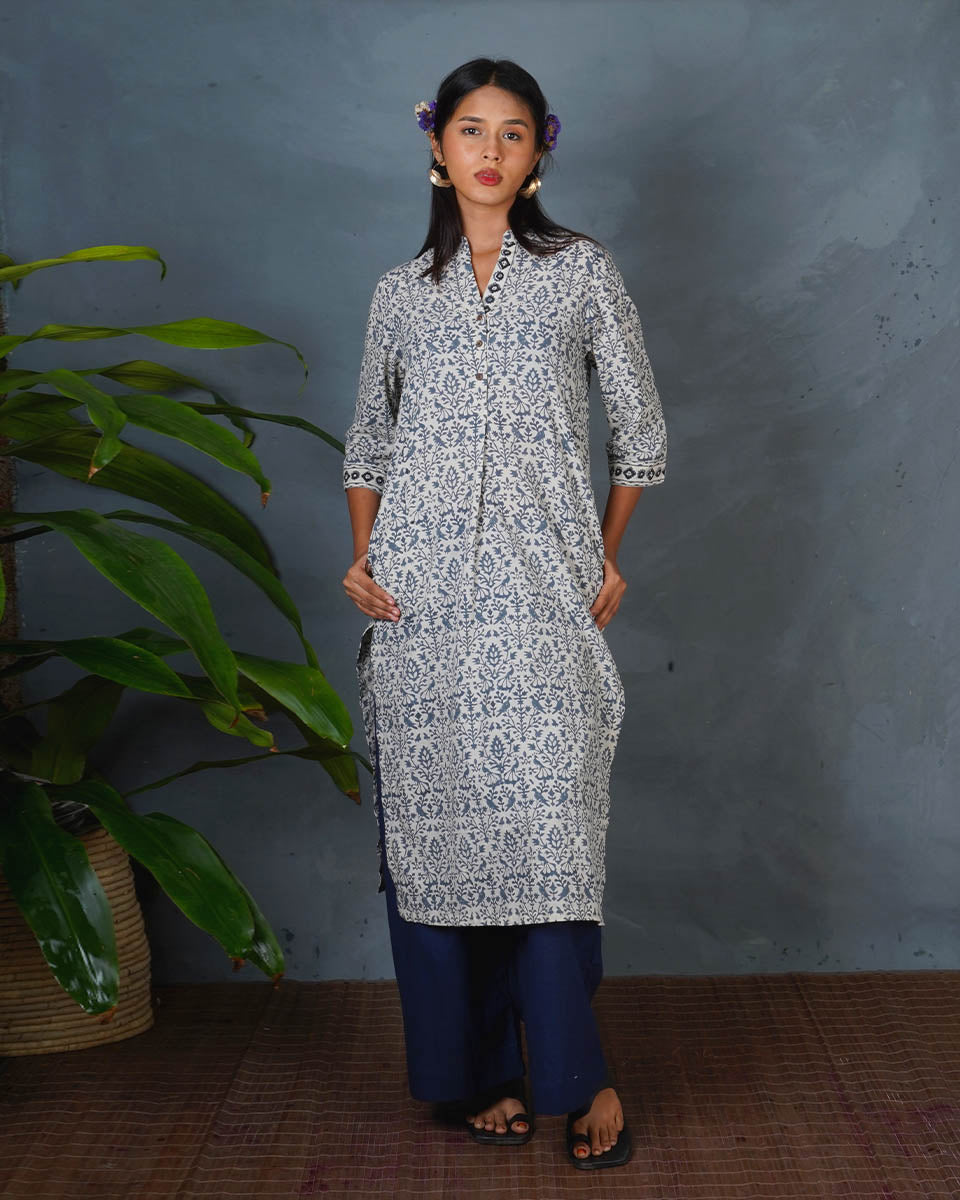 Kurti poses | Kurti collar design | Kurti material