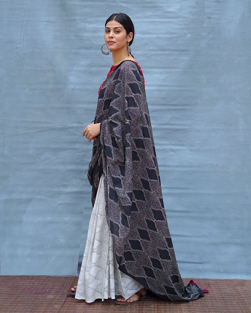 Black & White Tale Handblock Print Cotton Saree - MIS