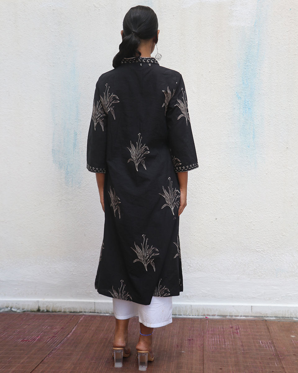 Kurtis | Kurtis Design | Kurti designs for women | Kurtis tops for women | Kurti new design | Chidiyaa