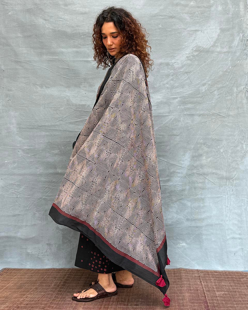 Winterâ€™s Veil Blockprinted Cotton Dupatta