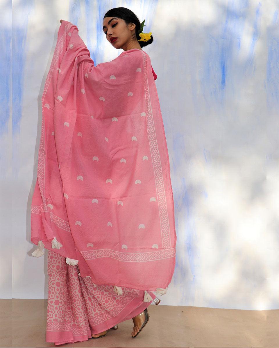 Cotton sarees | Saree | Sarees | Saree hairstyle | Saree poses | Saree for wedding | Chidiyaa