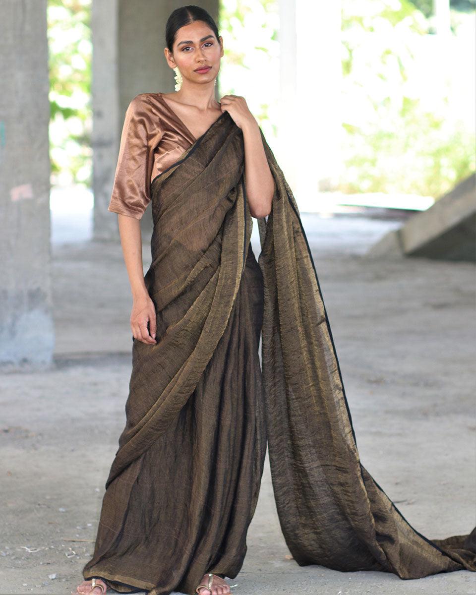 Linen saree | Linen zari saree | Linen saree online | Saree poses | Chidiyaa