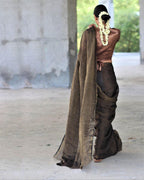 Saree | Saree for women | linen saree | saree poses | Chidiyaa