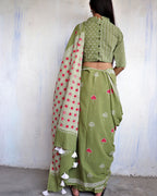 Saree | Sarees | Saree Poses | Saree for farewell | Chidiyaa