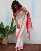 Vaarahi Ivory Handwoven Linen Cotton Jamdani Saree - Uma
