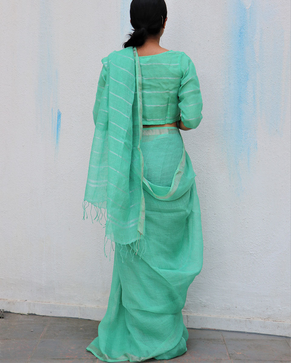 Seafoam Breeze Handwoven Linen Saree - Everyday Beautiful