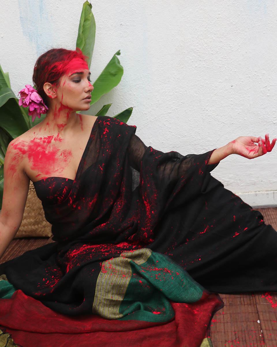 Yogini Black Handwoven Linen Saree - Kaali