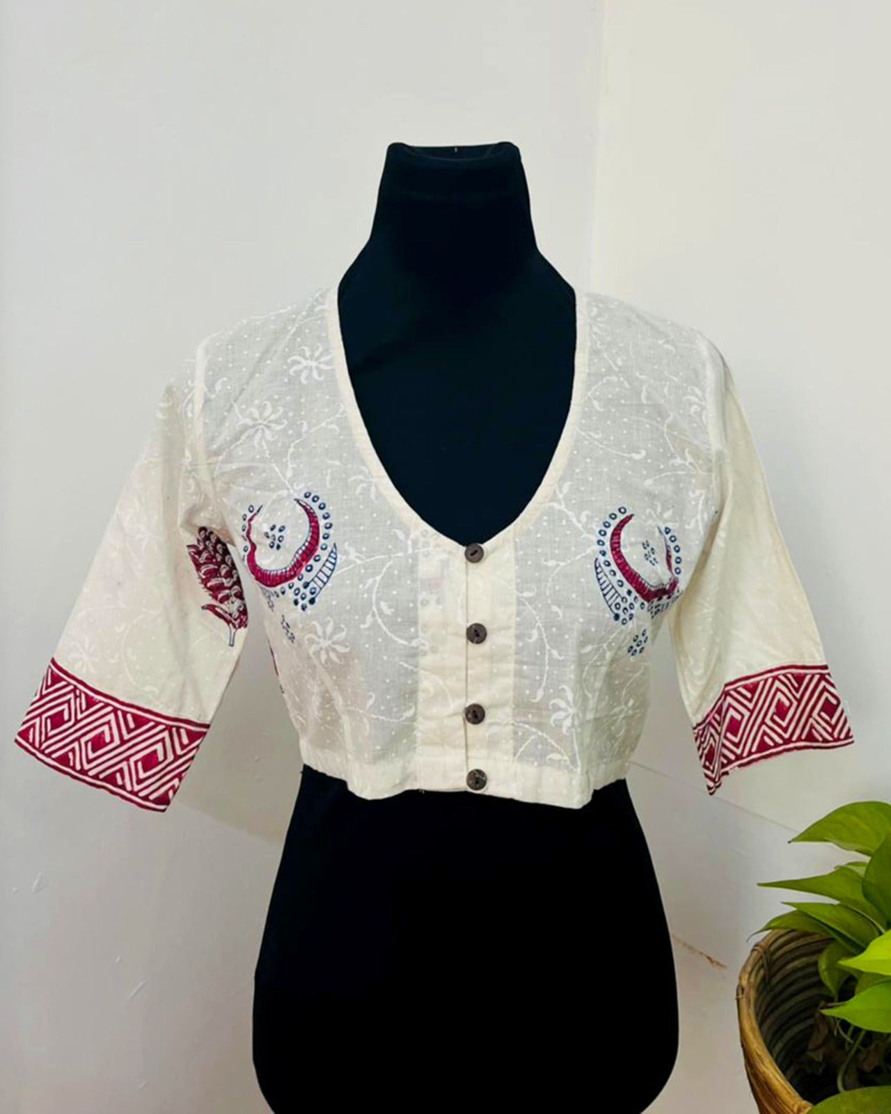 Rangriti White Handblock Print Cotton Blouse - Noor