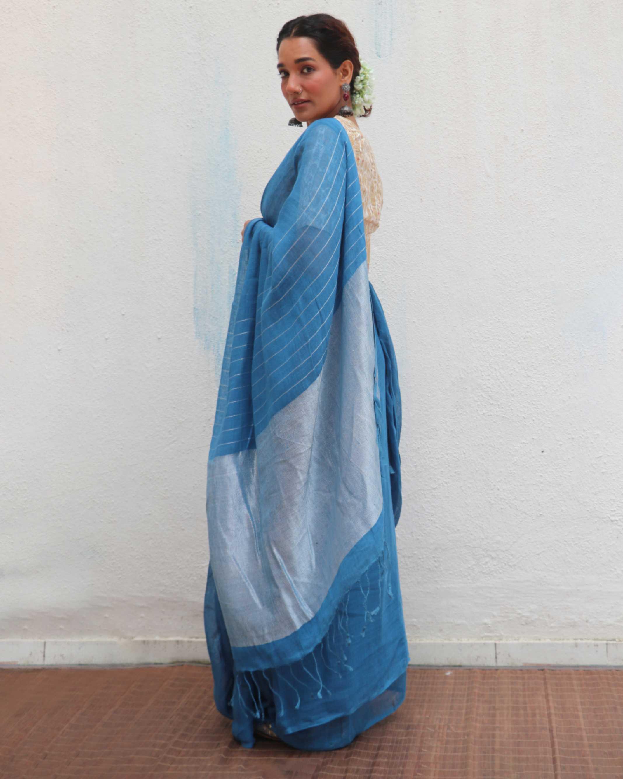Barkha Blue Handwoven Linen Zari Saree - Jheel